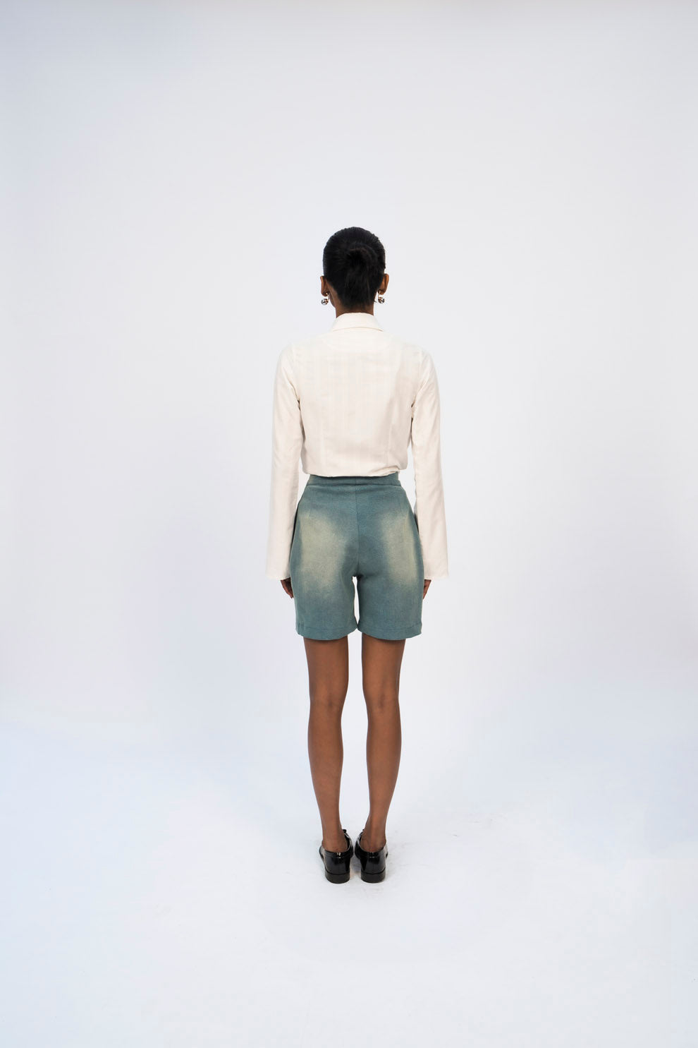 TINTED WASH SHORTS