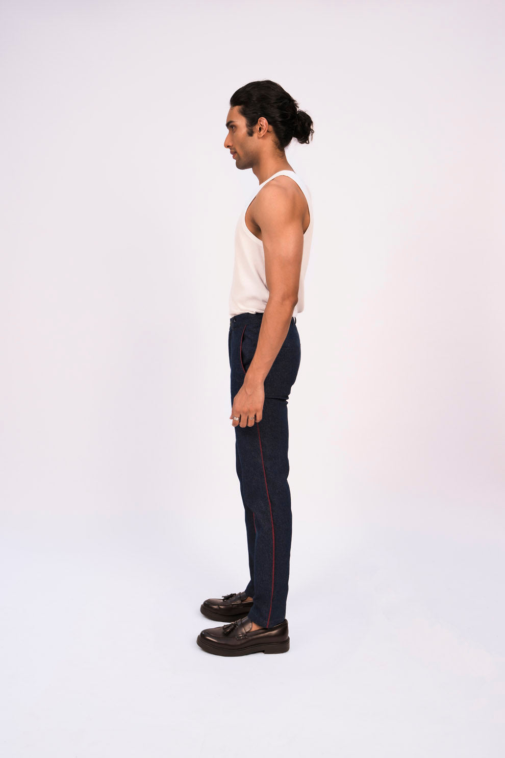 CONTRAST PIPING PANT