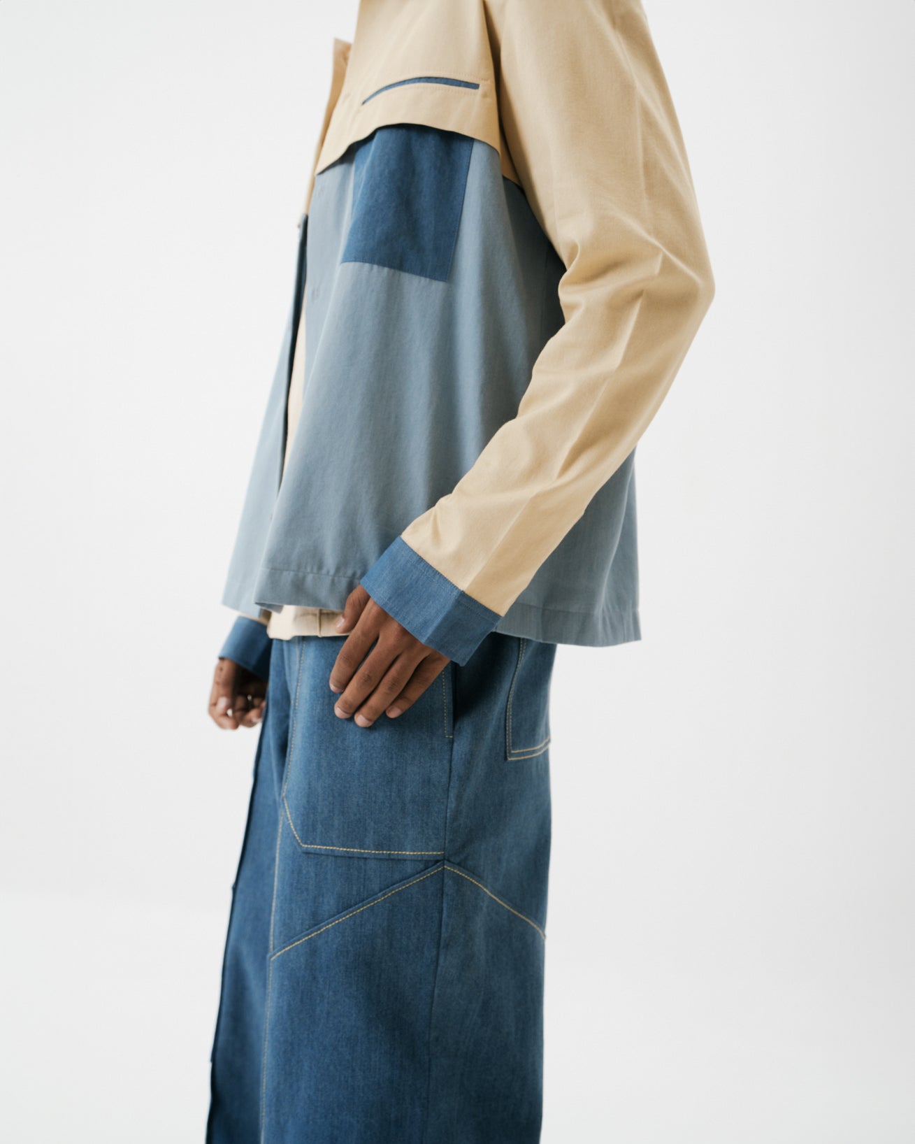 CONTOUR JEANS
