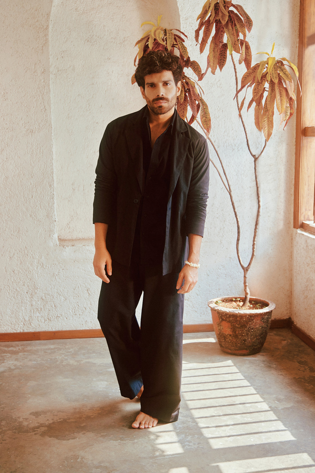 EASY BLACK JACKET