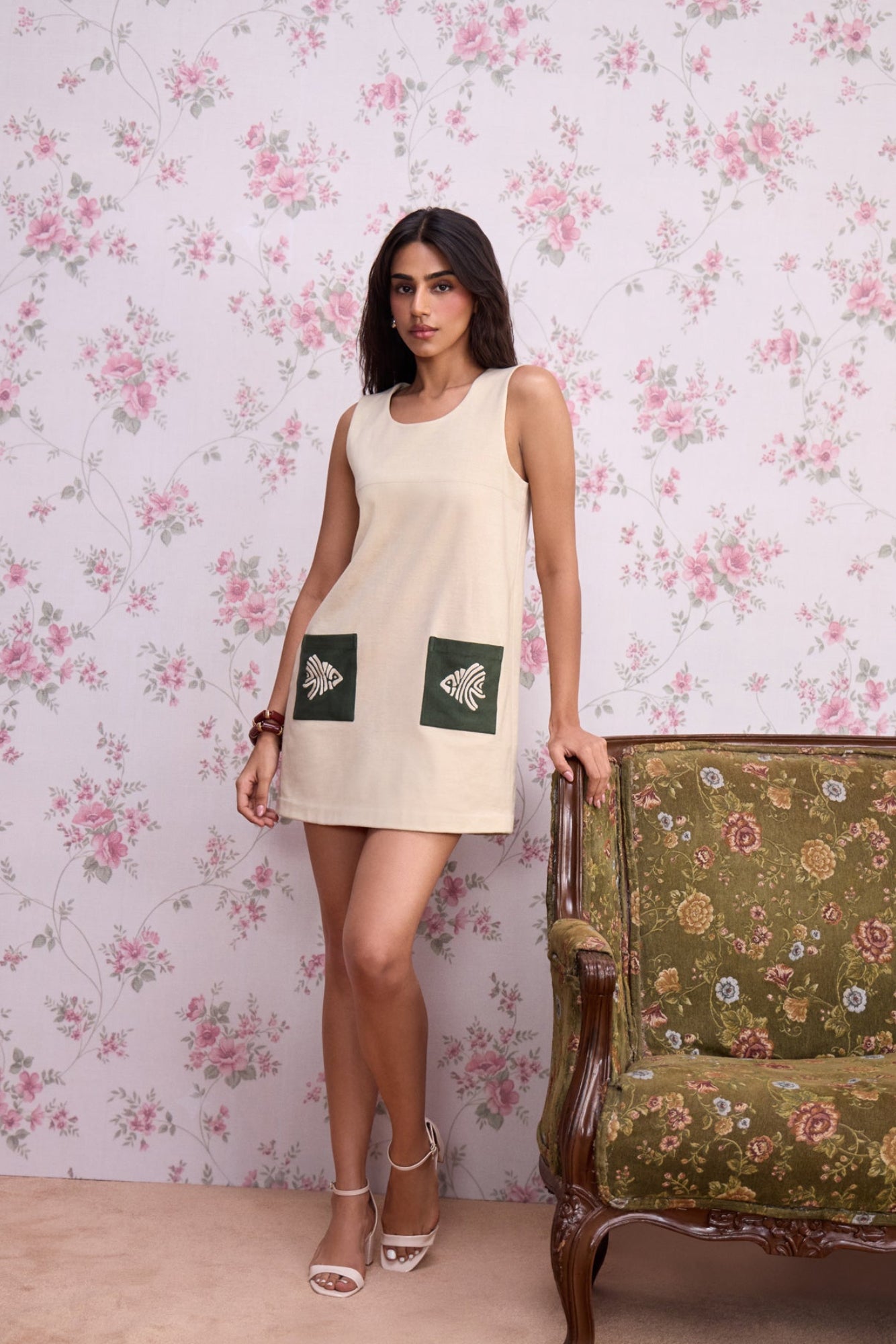 MOTIF DRESS