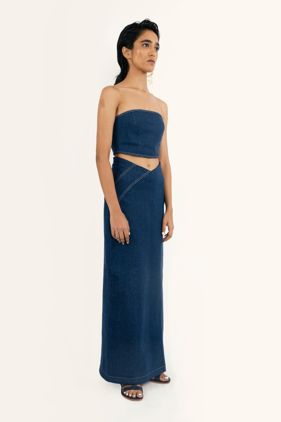 DIAGONAL SLIT SKIRT